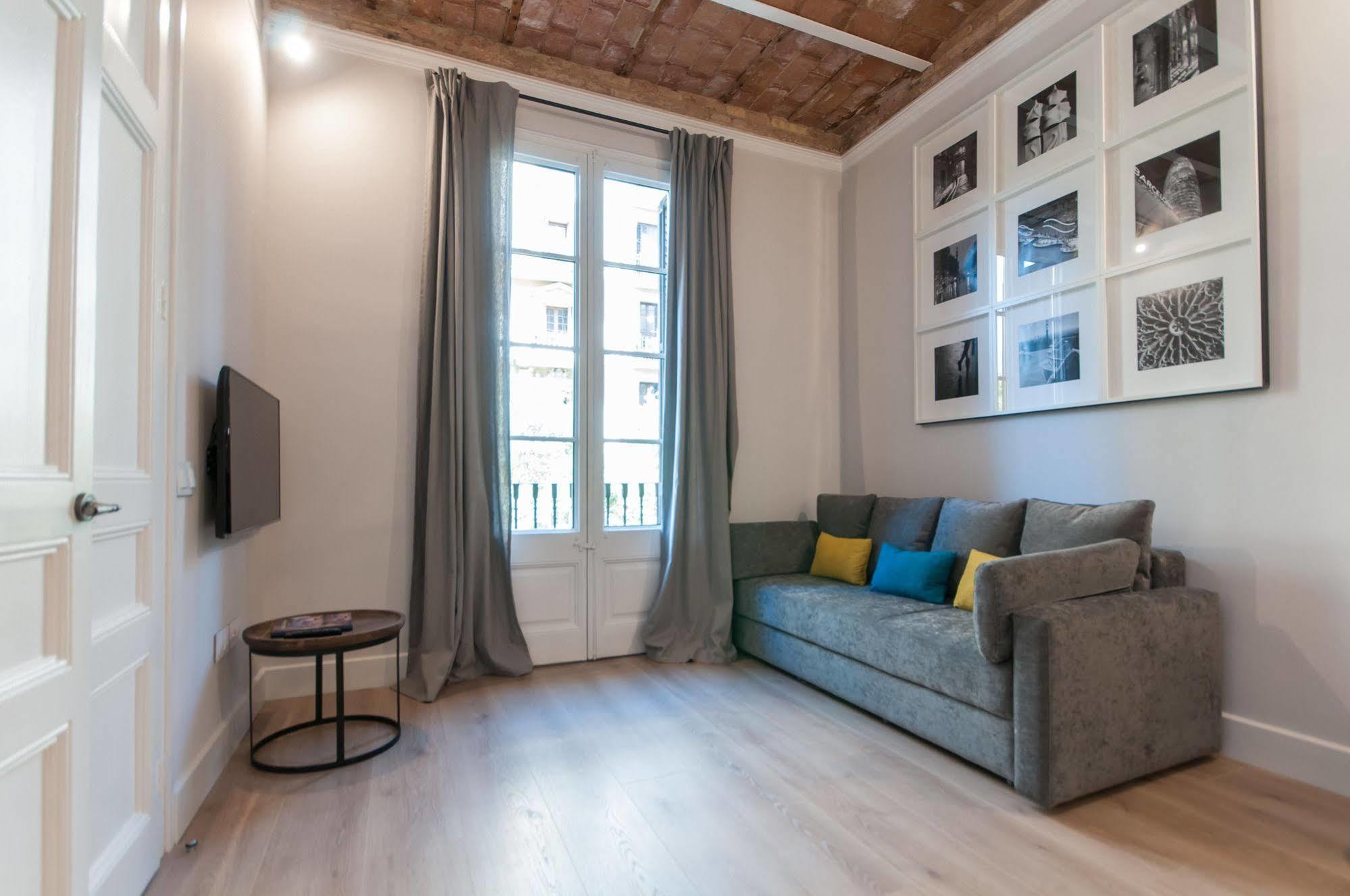 Weflating Suites Sant Antoni Market Barcelona Exterior foto